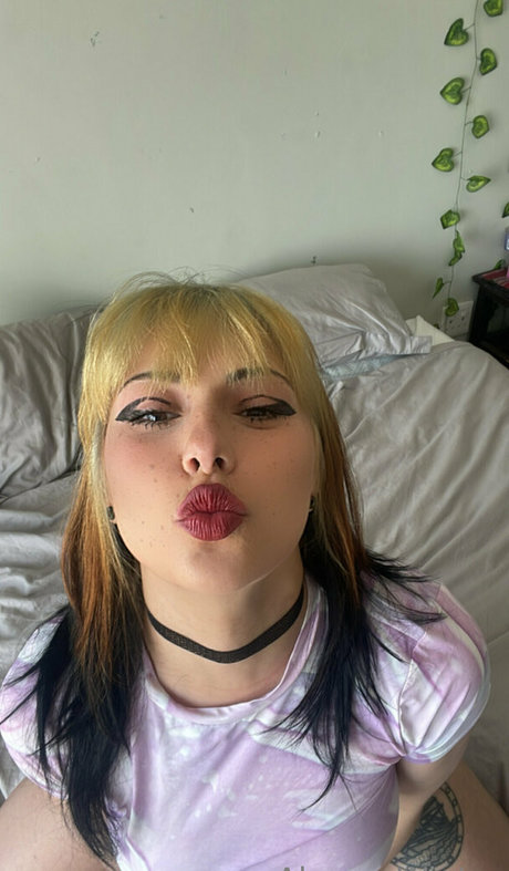 Foto di nudo di fuga di OnlyFans di Alyssawintervip