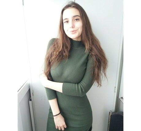 Foto di nudo di fuga di OnlyFans di Lizzi69