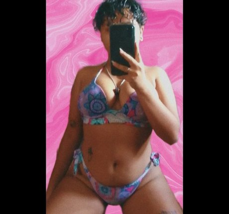Foto di nudo di fuga di OnlyFans di Kinoichi