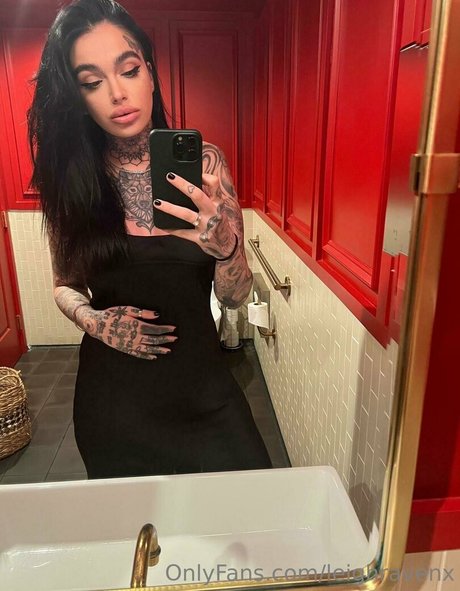 Foto di nudo di fuga di OnlyFans di Leighravenx