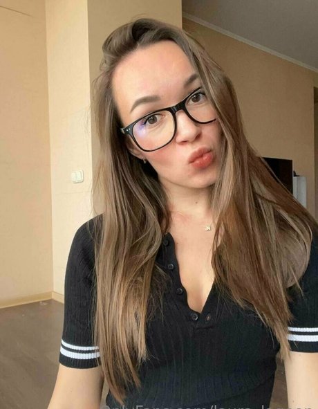 Foto di nudo di fuga di OnlyFans di Lauralagoon