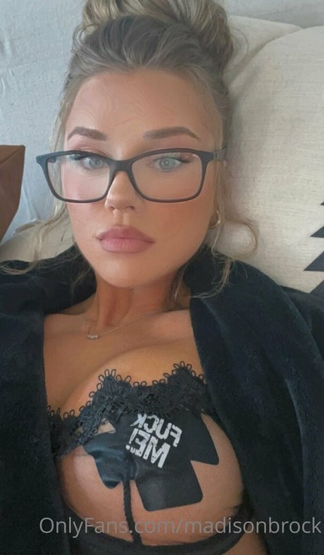Foto di nudo di fuga di OnlyFans di Madisonbrock