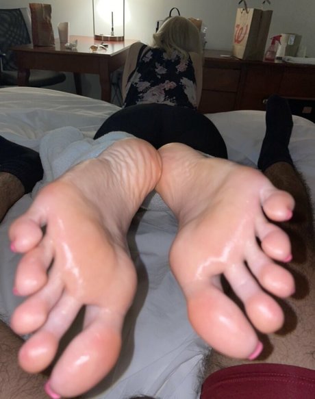 Foto di nudo di fuga di OnlyFans di Kylie Toecandy