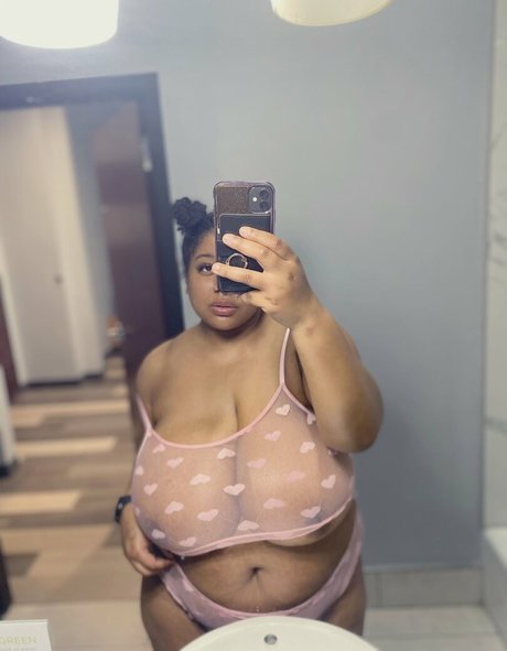 Foto di nudo di fuga di OnlyFans di Plussizefairy