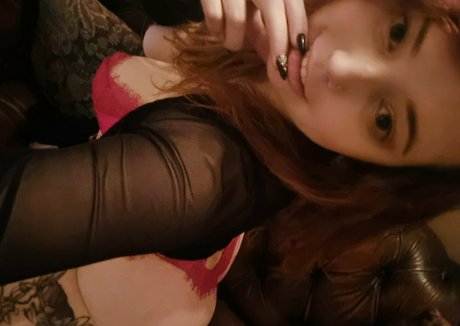 Foto di nudo di fuga di OnlyFans di Vixxenvalkyrievip
