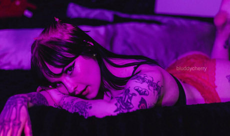 Foto di nudo di fuga di OnlyFans di Bluddycherryfree