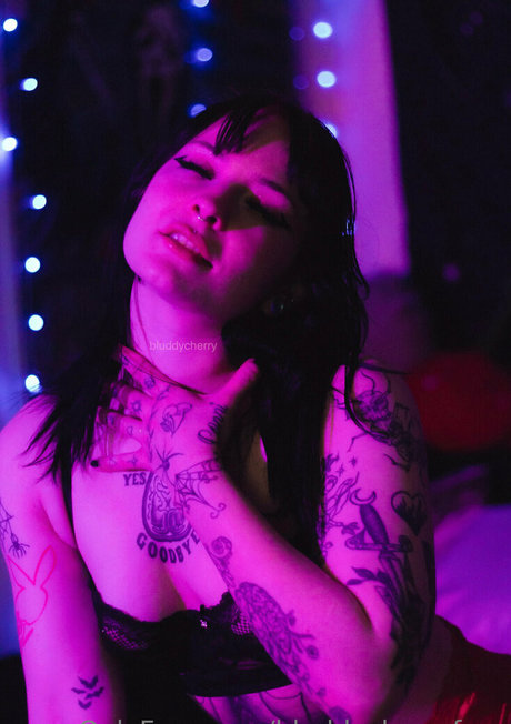 Foto di nudo di fuga di OnlyFans di Bluddycherryfree