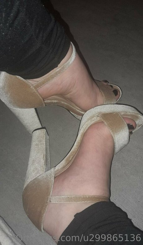 Foto di nudo di fuga di OnlyFans di Hell247