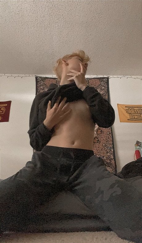 Foto di nudo di fuga di OnlyFans di Dannygaypuppy