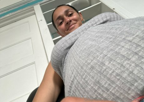 Foodbabyqueen