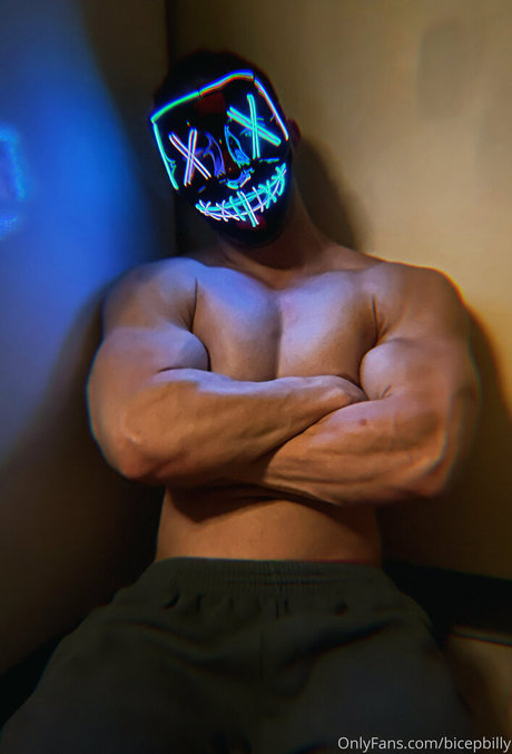 Foto di nudo di fuga di OnlyFans di Kingbillyyyyy