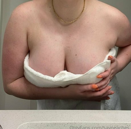 Foto di nudo di fuga di OnlyFans di Savpeaches