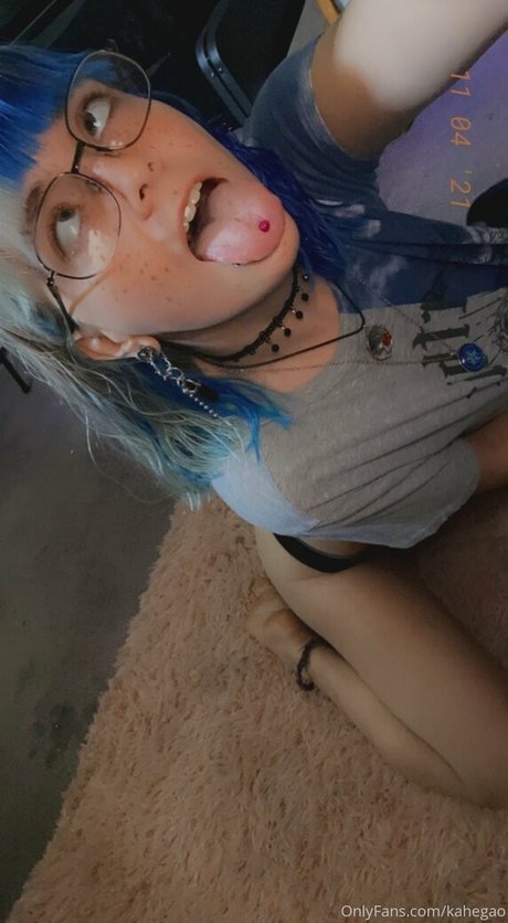 Foto di nudo di fuga di OnlyFans di Kahegao