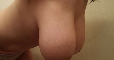 Foto di nudo di fuga di OnlyFans di Sundreams90