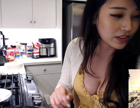 Foto di nudo di fuga di OnlyFans di Kang Hee Yoon