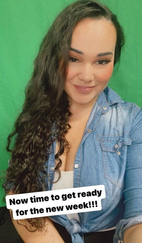 Foto di nudo di fuga di OnlyFans di Maggie Renee