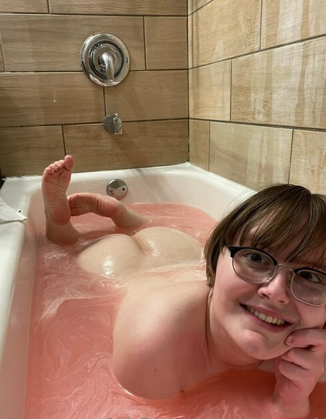 Foto di nudo di fuga di OnlyFans di Gendersmash