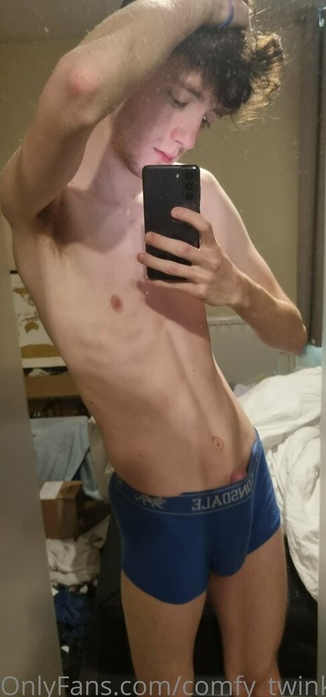 Foto di nudo di fuga di OnlyFans di Comfytwinkfree
