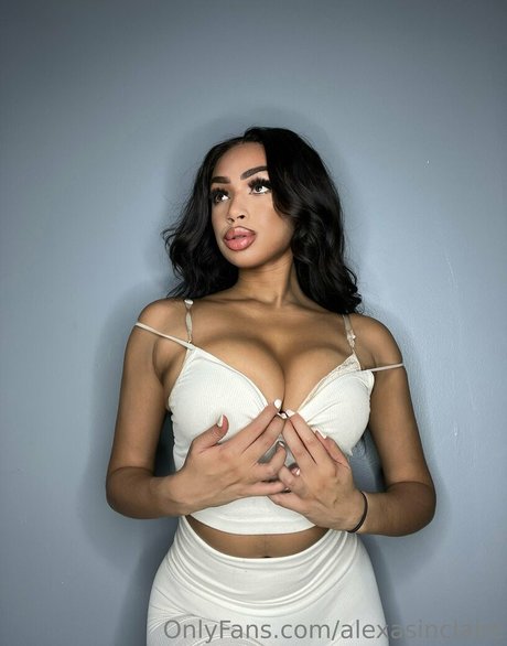 Foto di nudo di fuga di OnlyFans di Alexasinclaire