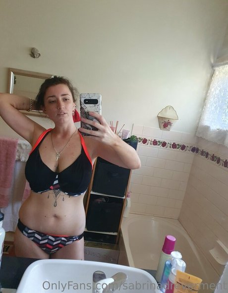 Foto di nudo di fuga di OnlyFans di Sabrinadreverment