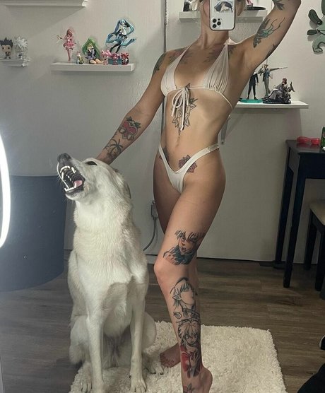 Foto di nudo di fuga di OnlyFans di Layni Baby