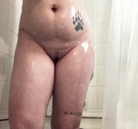Foto di nudo di fuga di OnlyFans di Asmrkay