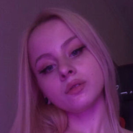 Foto di nudo di fuga di OnlyFans di Lolabey