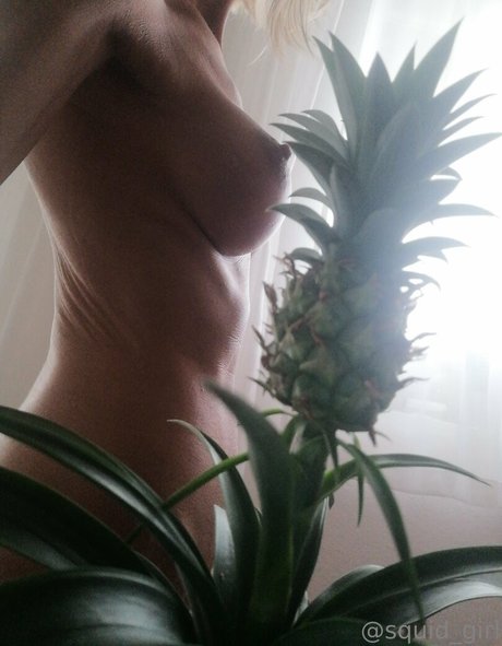 Foto di nudo di fuga di OnlyFans di Squidgirl