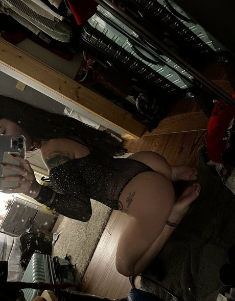 Foto di nudo di fuga di OnlyFans di Tattedbaddie15