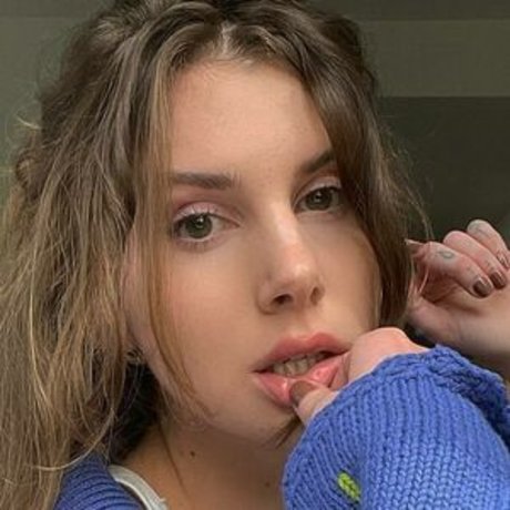 Foto di nudo di fuga di OnlyFans di Josiexmoon