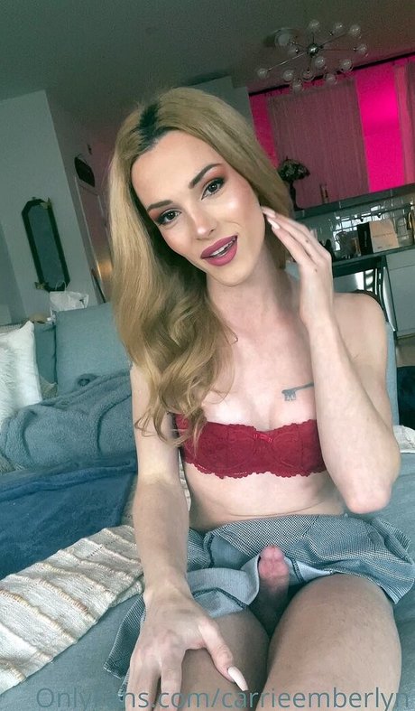 Foto di nudo di fuga di OnlyFans di Carrie Emberlyn