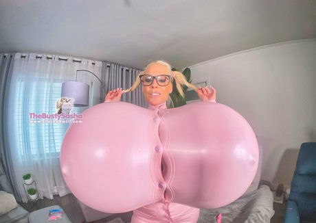 Thebustysasha
