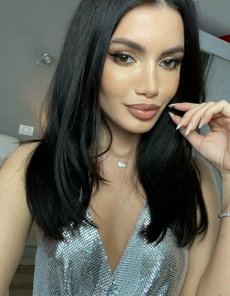 Sinsofamanda