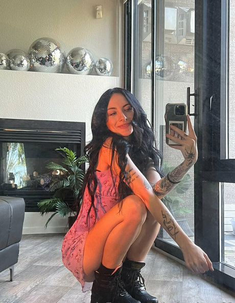 Babysitter69