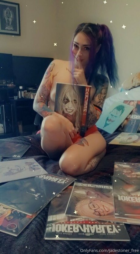 Foto di nudo di fuga di OnlyFans di Jadestonerfree
