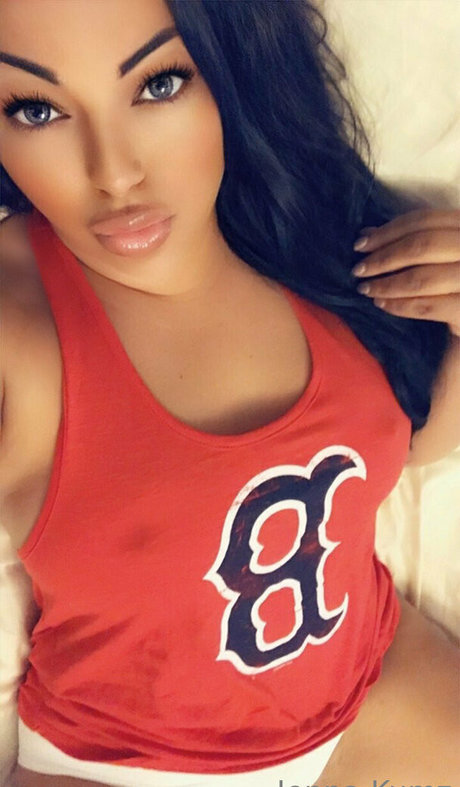 Foto di nudo di fuga di OnlyFans di Thickbaddiejenna