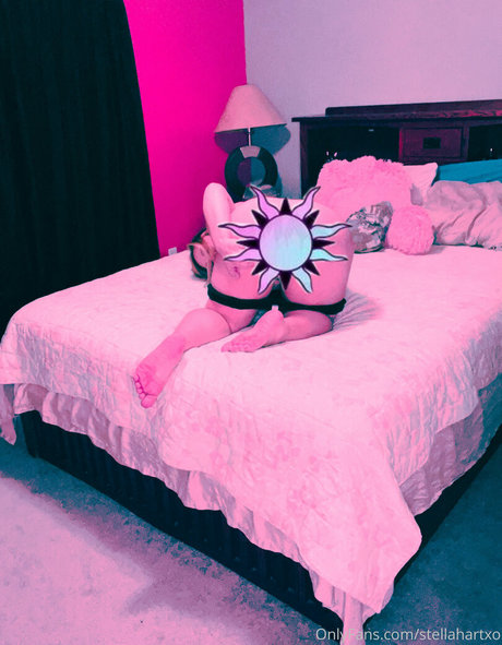 Foto di nudo di fuga di OnlyFans di Stellahartxo