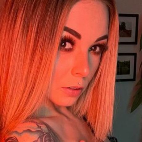 Foto di nudo di fuga di OnlyFans di Kayla Rosalie