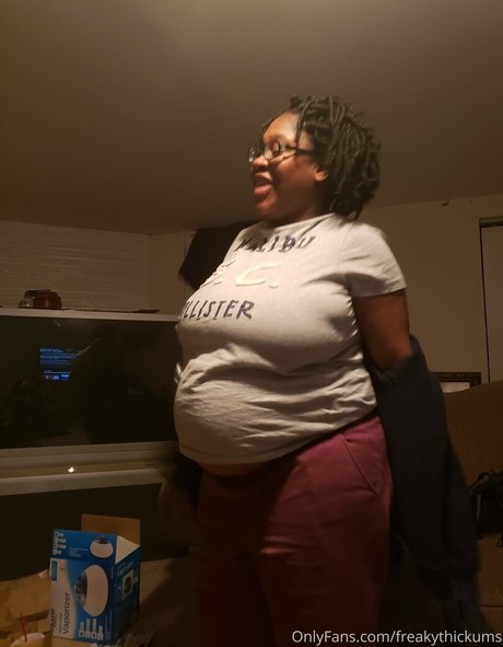 Foto di nudo di fuga di OnlyFans di Freakythickums