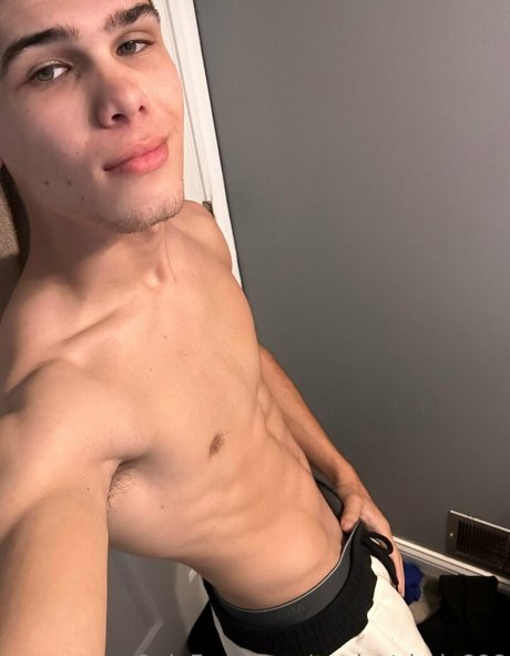 Foto di nudo di fuga di OnlyFans di Coolestdude898