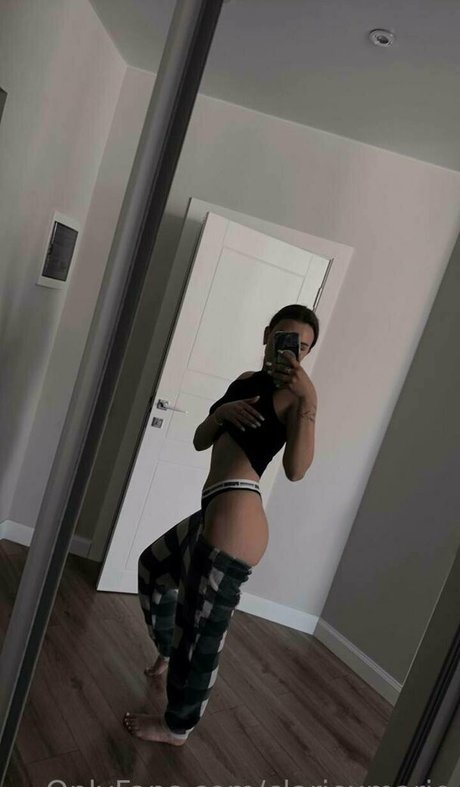 Foto di nudo di fuga di OnlyFans di Clariexmarie