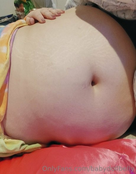 Foto di nudo di fuga di OnlyFans di Babydollbelly