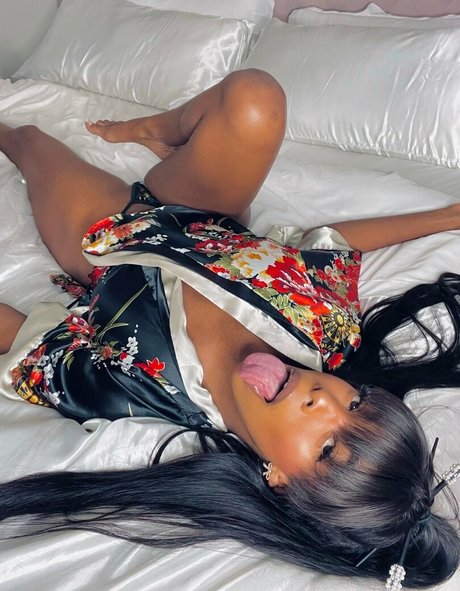 Foto di nudo di fuga di OnlyFans di Babygirlnaomii