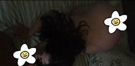 Foto di nudo di fuga di OnlyFans di Ursoftbee