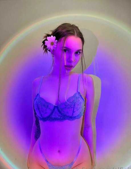 Foto di nudo di fuga di OnlyFans di Holypolly