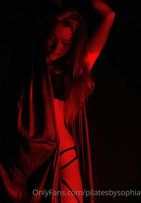 Foto di nudo di fuga di OnlyFans di Flowwithsky
