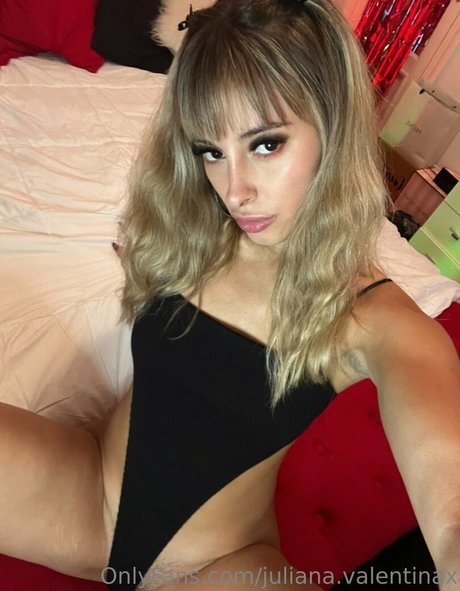 Foto di nudo di fuga di OnlyFans di Julianavalentinax