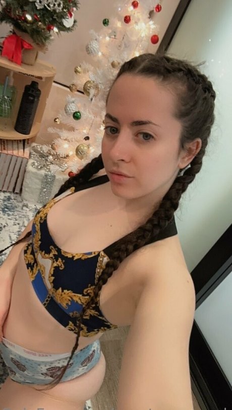 Courtney Sanderson