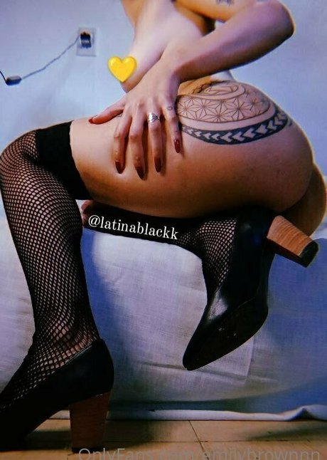 Foto di nudo di fuga di OnlyFans di Emilybrownnn