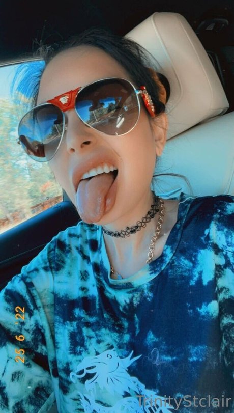 Foto di nudo di fuga di OnlyFans di Trinitystclair